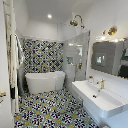 Casa Christal With Terrace And Sea View Casa vacanze *