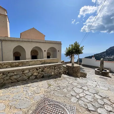 Hébergement de vacances Casa Christal With Terrace And Sea View *